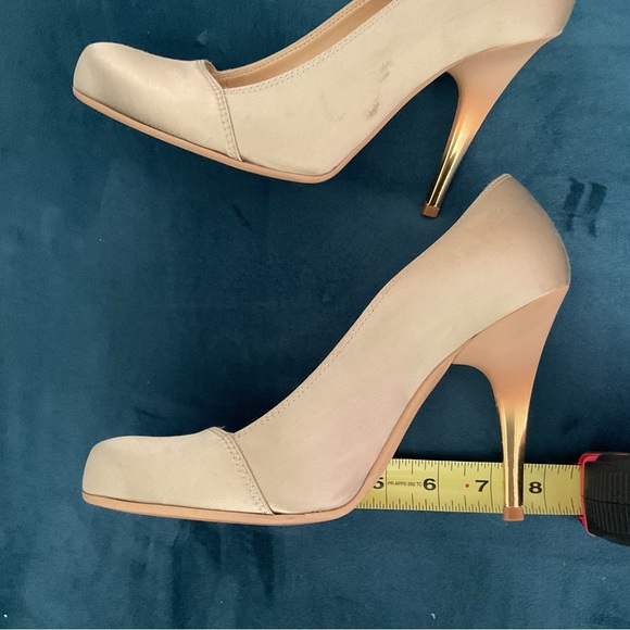 Stella McCartney olive green satin pumps. 38/8-8.5 - Picture 6 of 7